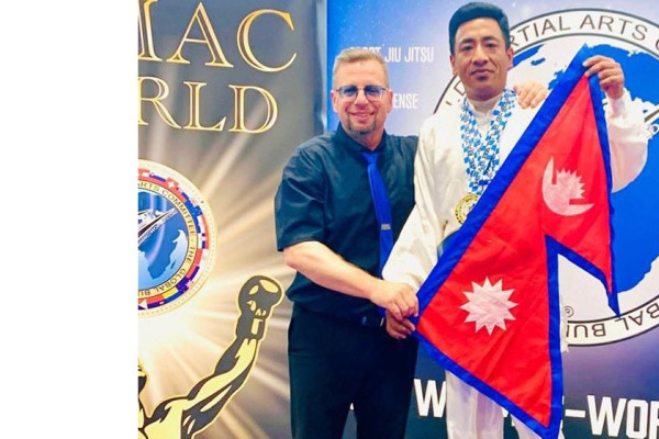 सुजनलाई दोहोरो स्वर्ण